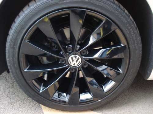 VW Scirrocco 19 inch Gloss Black powder coat
