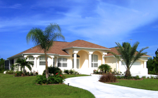 Luxury homes to rent or buy in South West Florida.