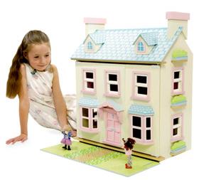 For the Younger collector from 3 upwards comes our range from Le Toy Van.Dolls House accessories are also available which include all room settings,vehicles,play mats,dress up wardrobe,nursery set and flexible child safety approved figures.