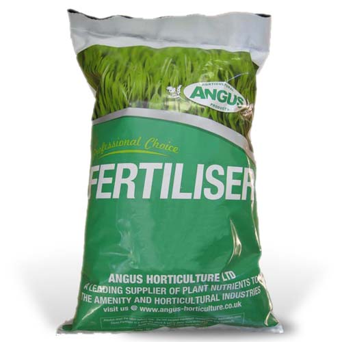 Organic Plus Mosskiller: Sand Based Fertiliser