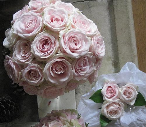 Wedding flowers Surrey by The Gorgeous Flower Company