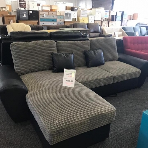 Furniture Outlet Stores - Wickford Inside View