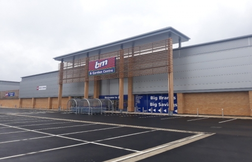 B&M Store With Garden Centre, Garden Centres In Thetford